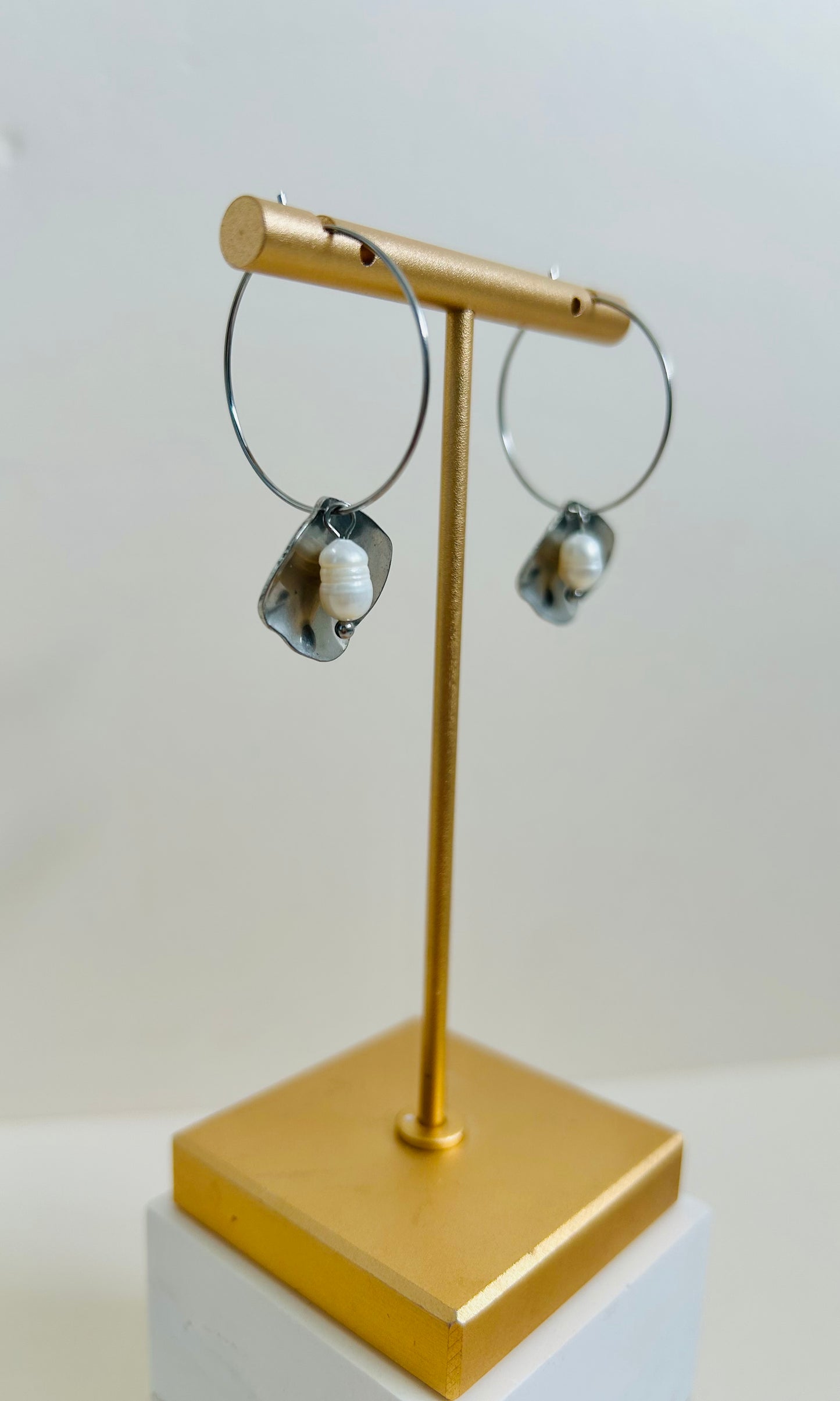 Disc + Pearl Hoop Earrings | Small