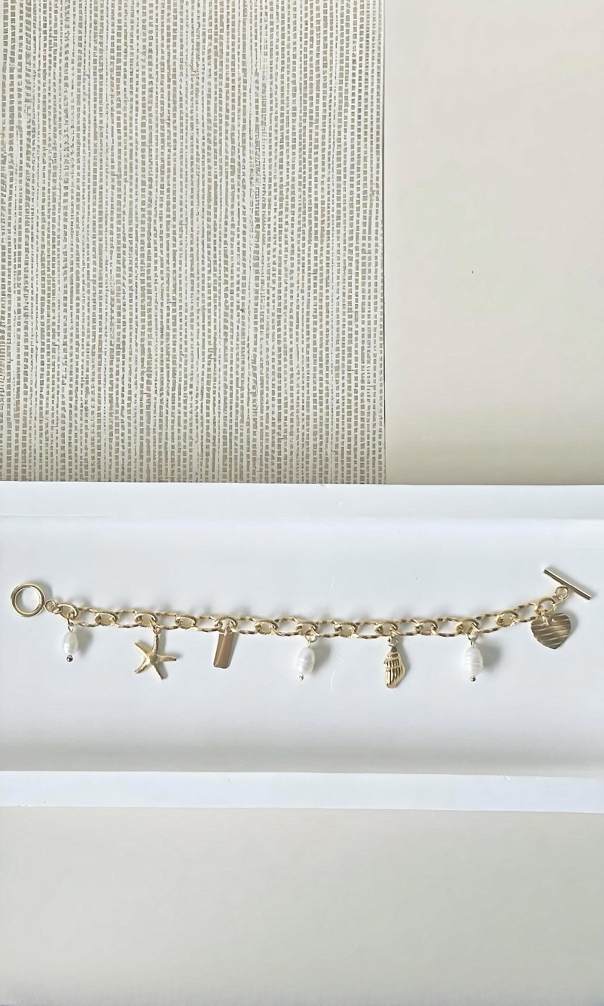 Beach Shell & Pearl Charm Bracelet | Gold