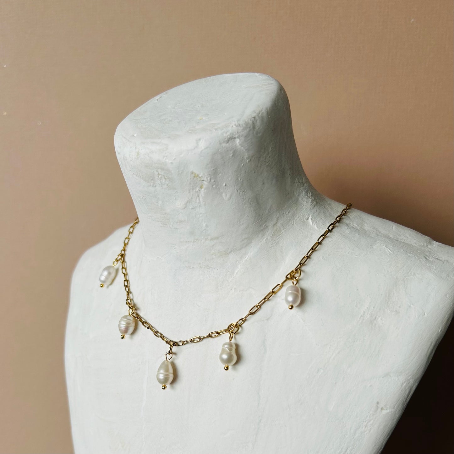 Cove Pearl Drops Necklace