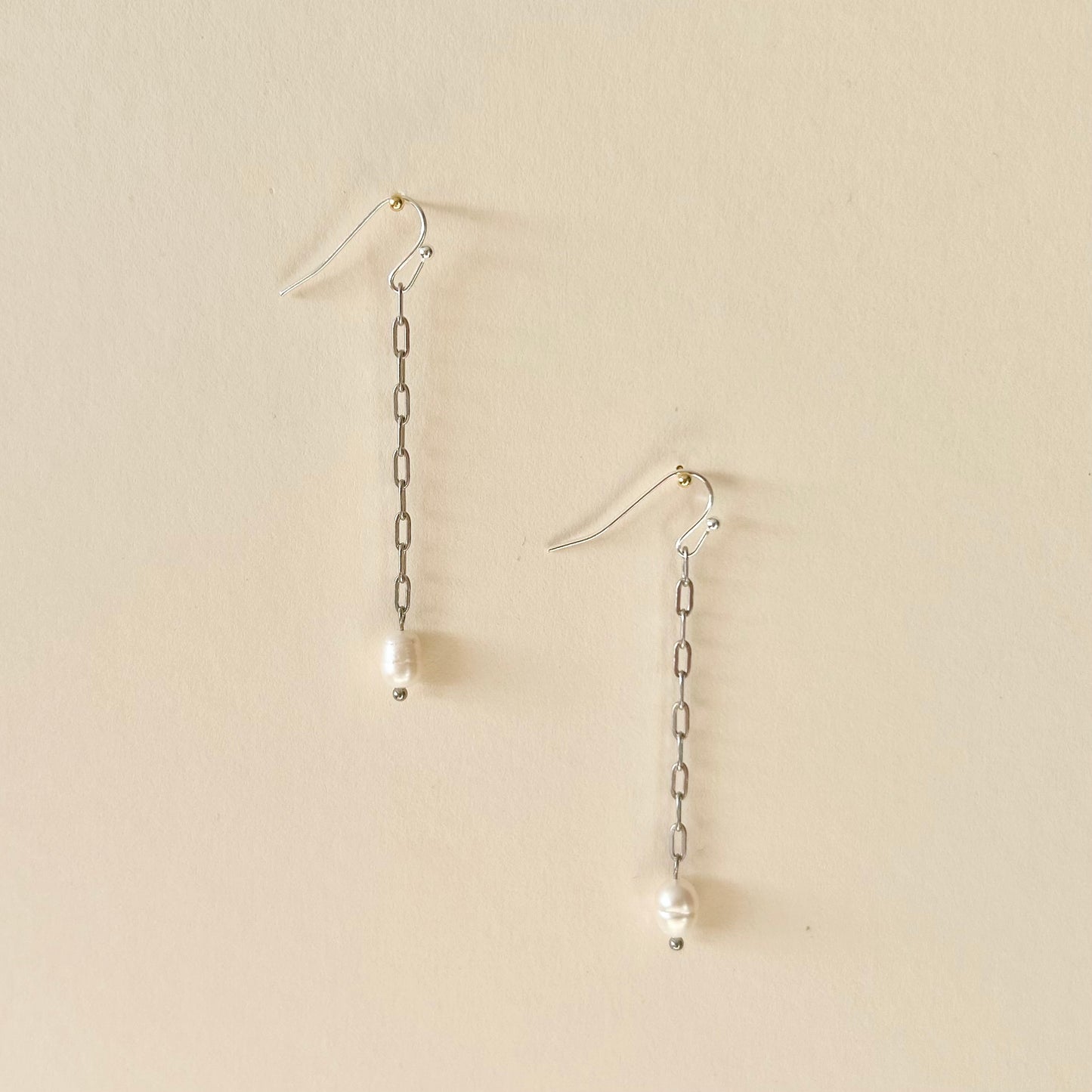 Cove Chain + Pearl Earrings